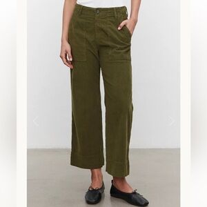 VELVET by Graham & Spencer Vera Corduroy Pant size 4